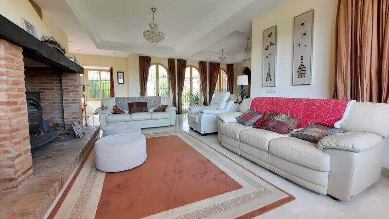 4 bedroom Villa for sale