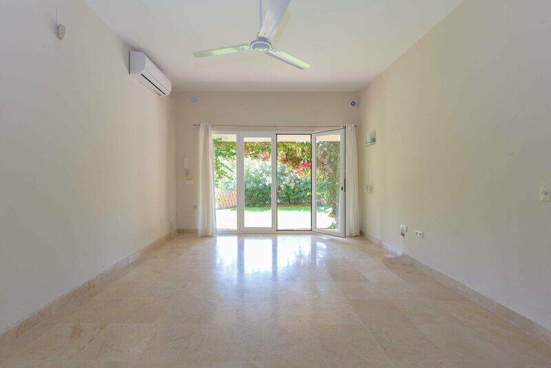 4 Cuarto Villa en venta