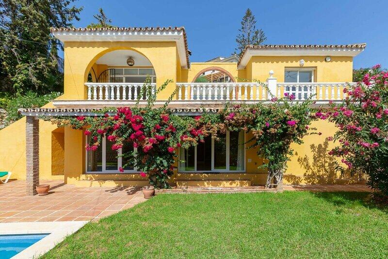 4 Cuarto Villa en venta