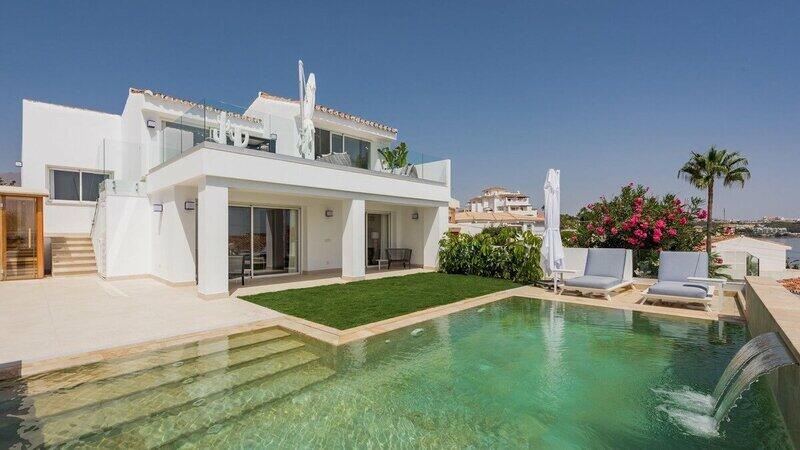 4 bedroom Villa for sale