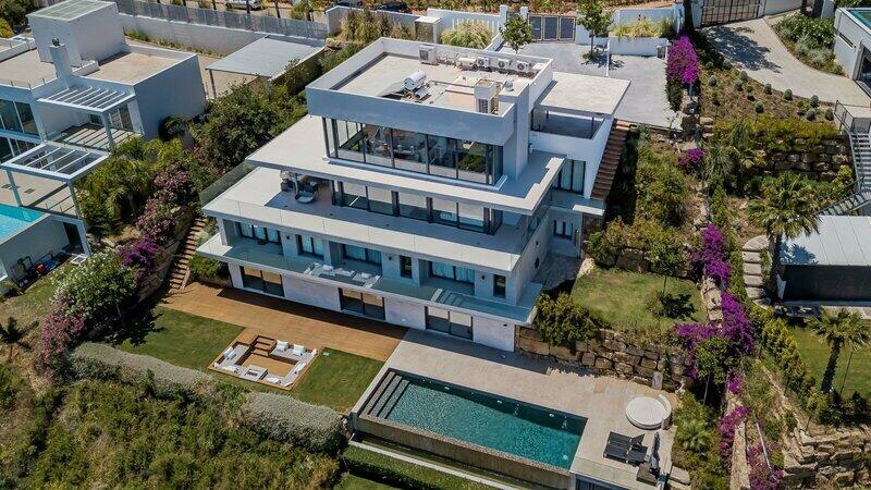 5 bedroom Villa for sale