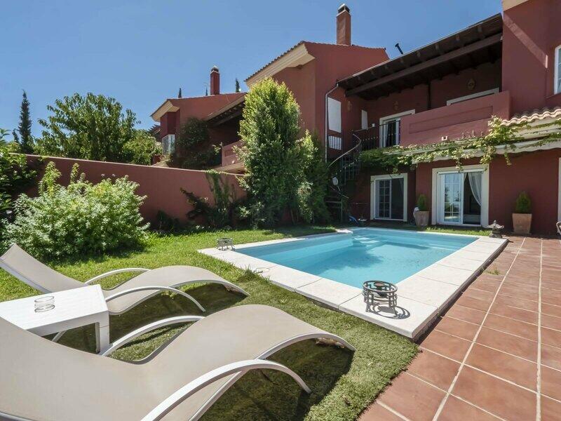 Villa for sale in Elviria, Málaga