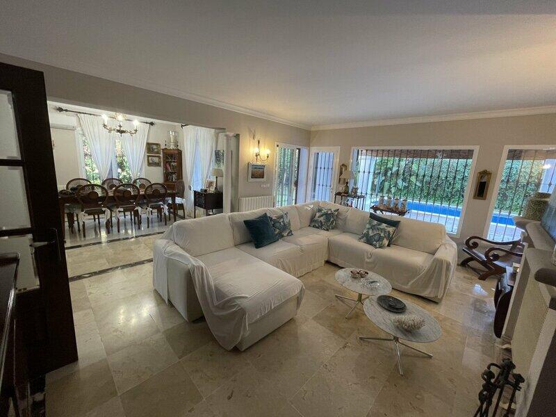 4 bedroom Villa for sale