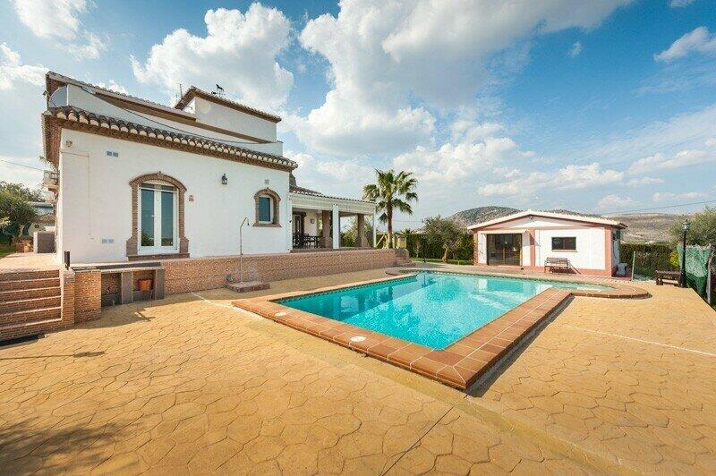 5 bedroom Villa for sale