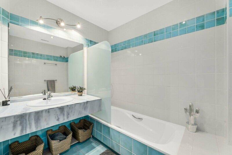 5 slaapkamer Gezinswoning Te koop