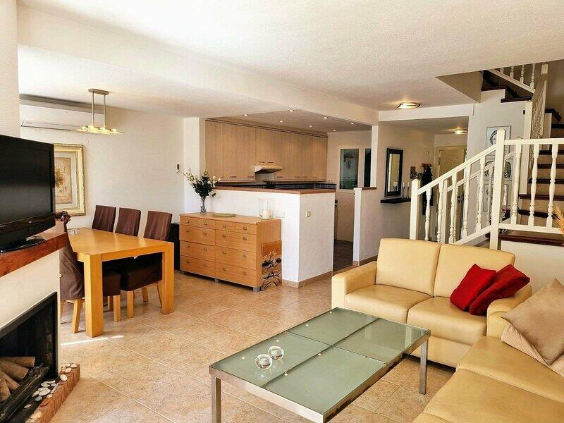 5 slaapkamer Gezinswoning Te koop