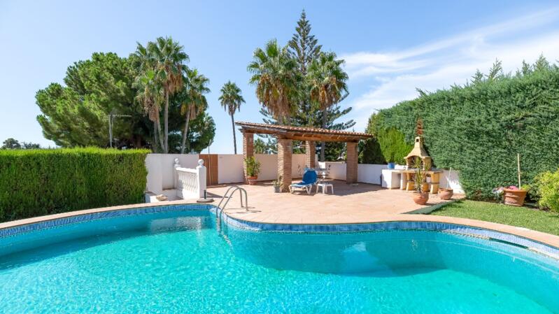 4 Cuarto Villa en venta