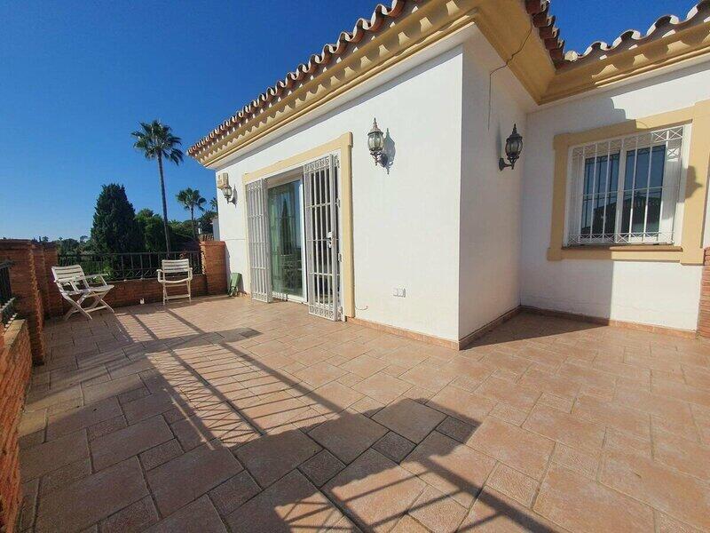 4 Cuarto Villa en venta