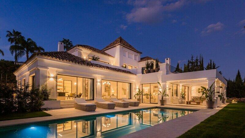 Villa en venta en Marbella, Málaga