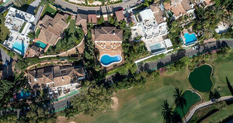 8 Cuarto Villa en venta