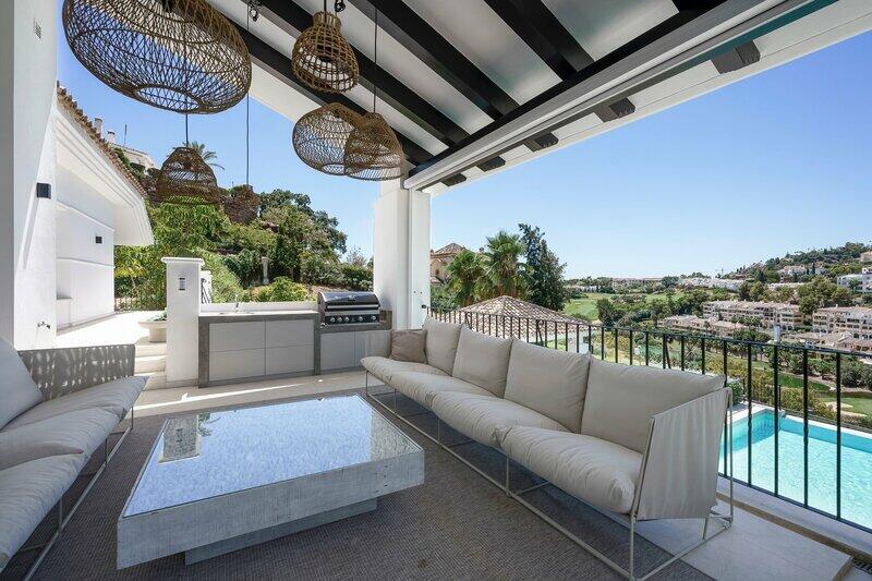 7 bedroom Villa for sale