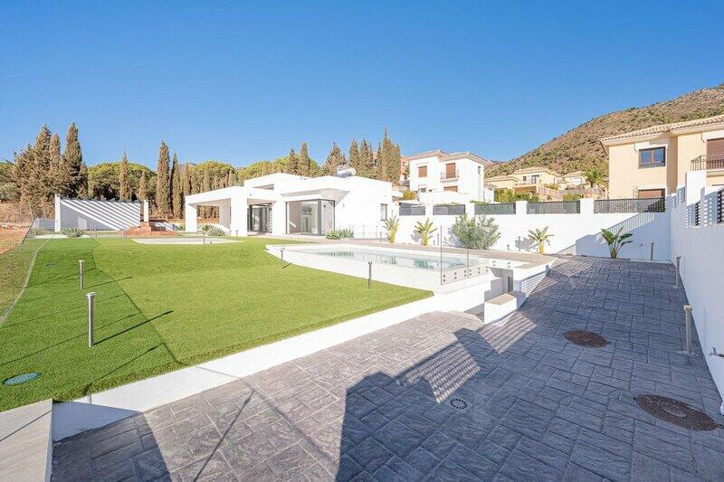 4 bedroom Villa for sale