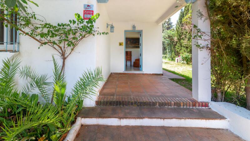 4 Cuarto Villa en venta