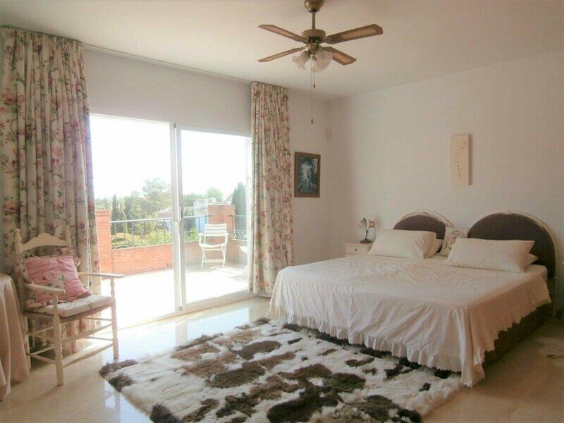 4 Cuarto Villa en venta