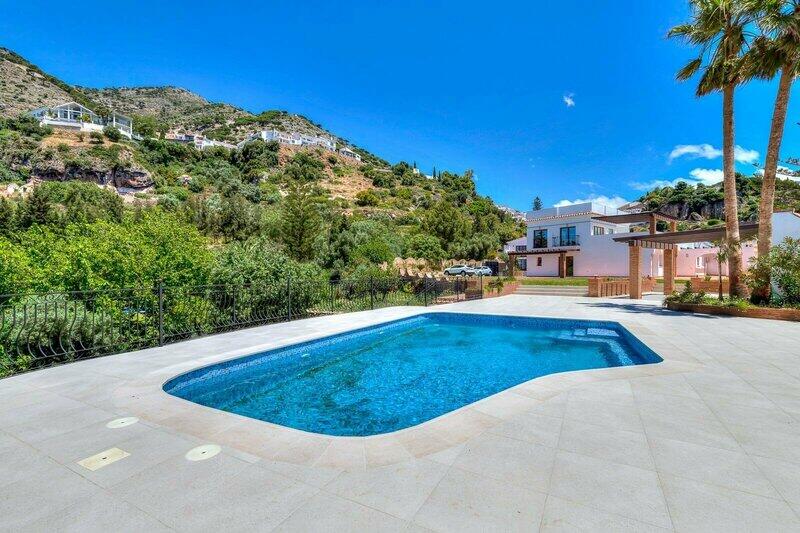 Villa til salgs i Mijas, Málaga