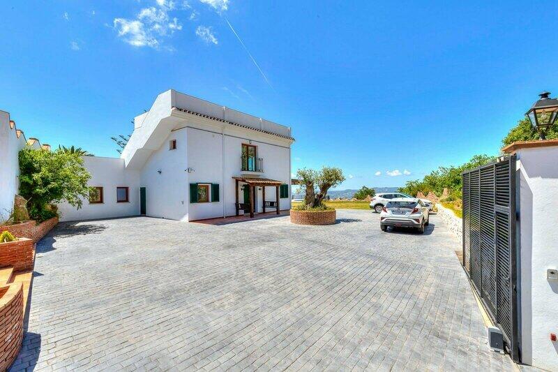 7 Cuarto Villa en venta