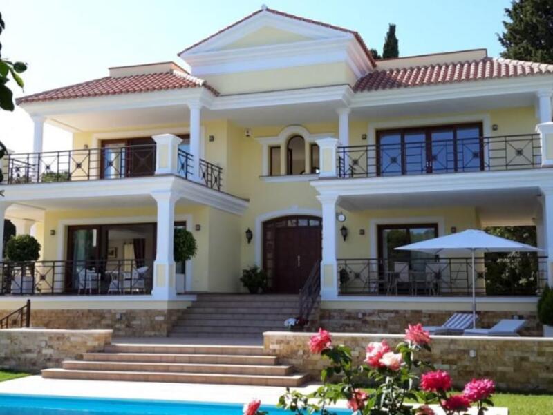 5 bedroom Villa for sale