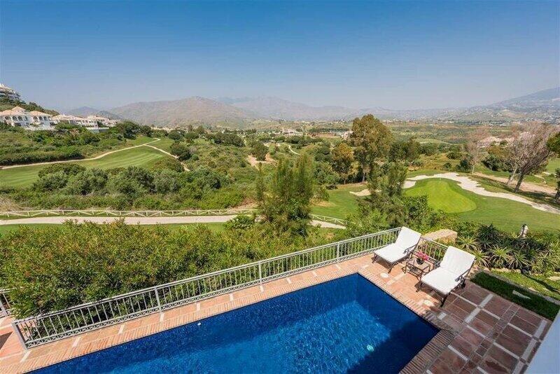 4 Cuarto Villa en venta