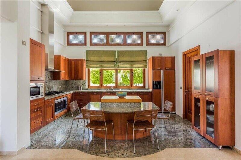 4 Cuarto Villa en venta