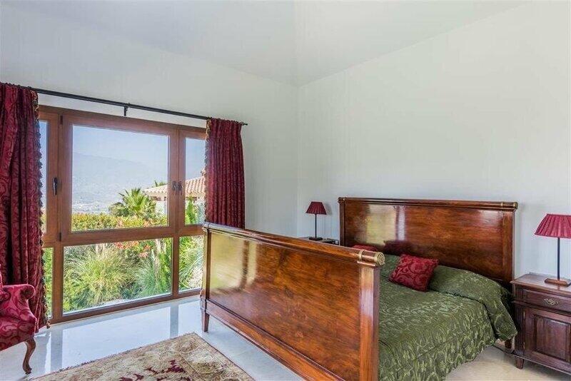 4 Cuarto Villa en venta