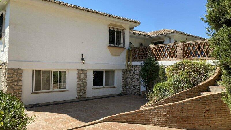 4 Cuarto Villa en venta