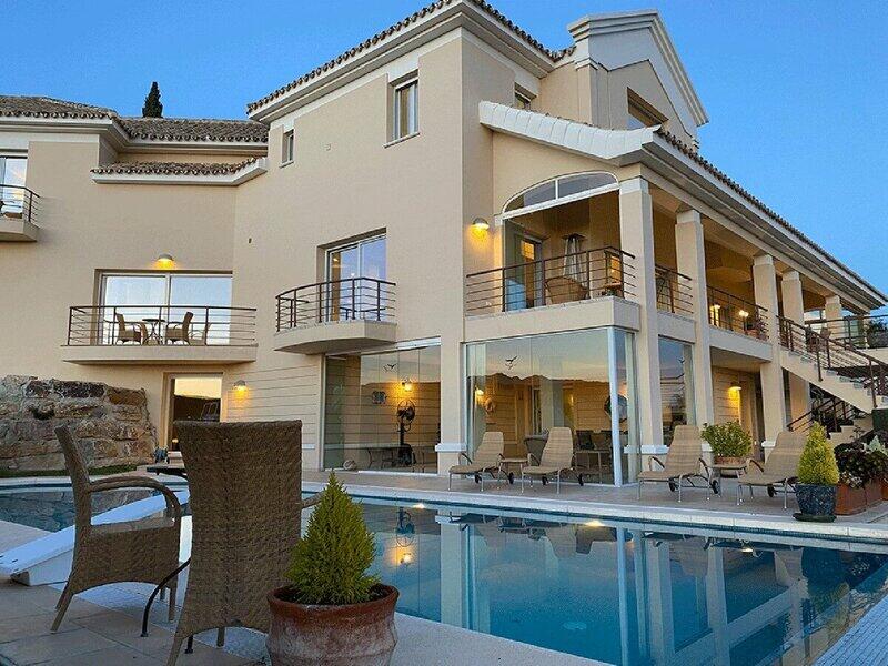 8 Schlafzimmer Villa zu verkaufen