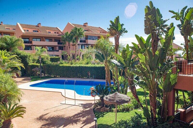 Apartamento en venta en Calahonda, Málaga