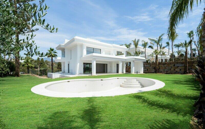 6 bedroom Villa for sale