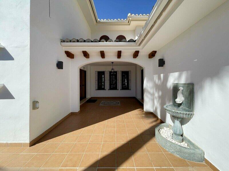 4 Cuarto Villa en venta