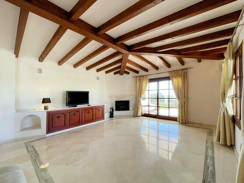 4 bedroom Villa for sale