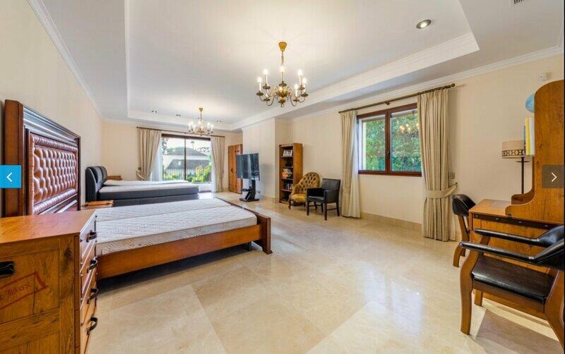 7 bedroom Villa for sale