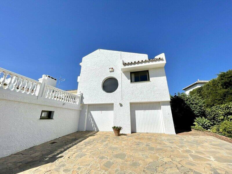 4 Cuarto Villa en venta