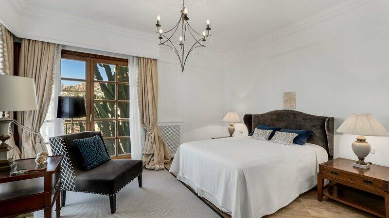 6 Cuarto Villa en venta