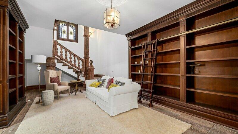 6 Cuarto Villa en venta