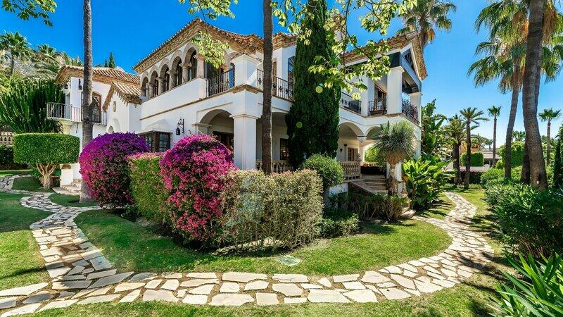 6 Cuarto Villa en venta
