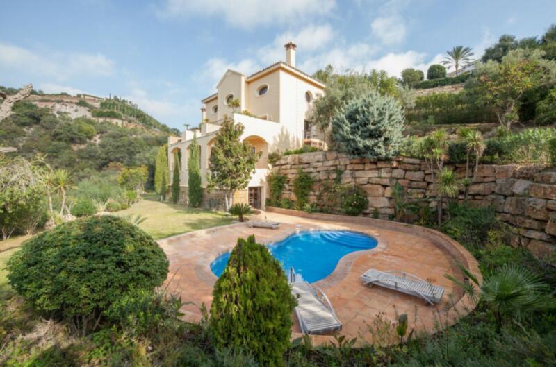 Villa en venta en La Zagaleta, Málaga