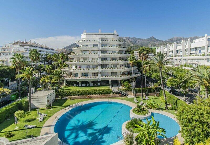 Apartamento en venta en Marbella, Málaga