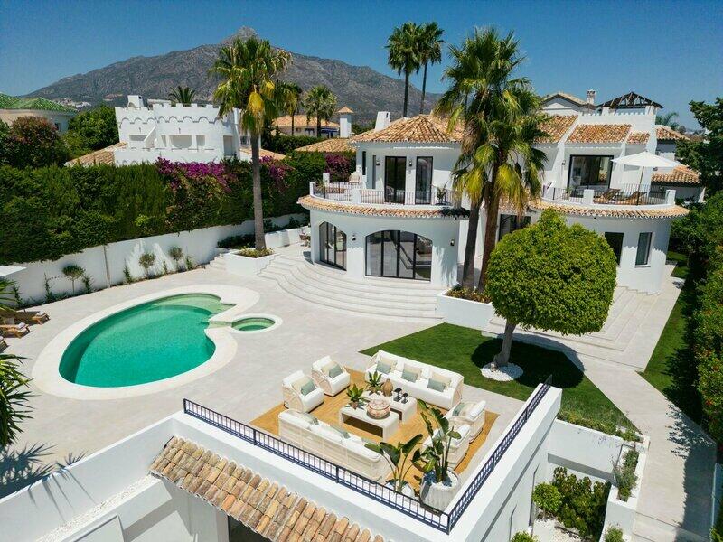 5 bedroom Villa for sale