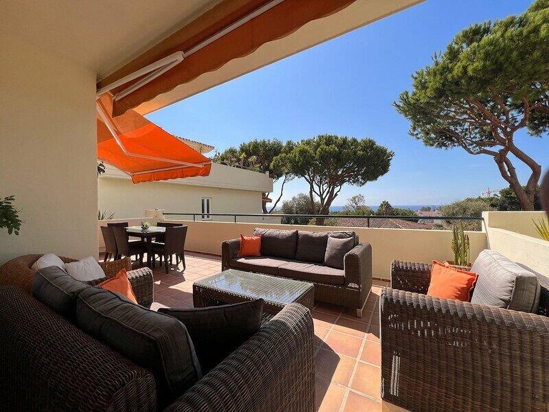 Apartment for sale in Cabopino, Málaga
