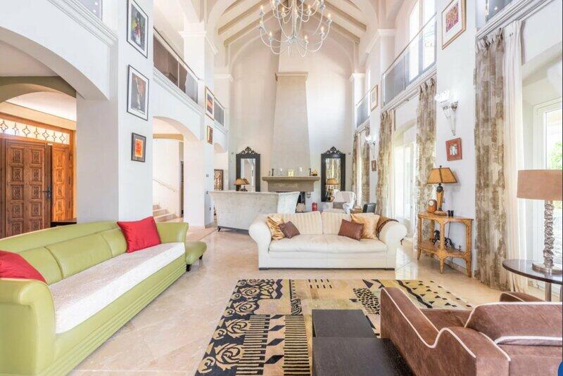 5 bedroom Villa for sale