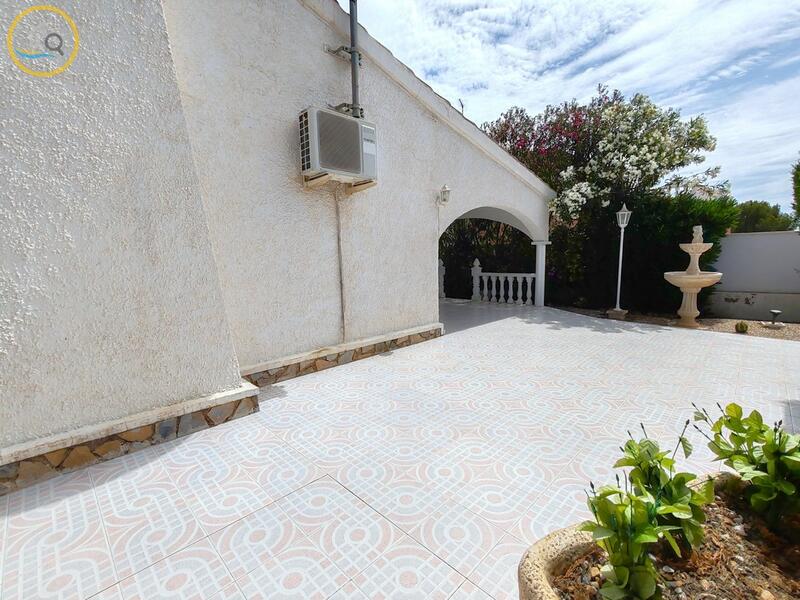 2 Schlafzimmer Villa zu verkaufen