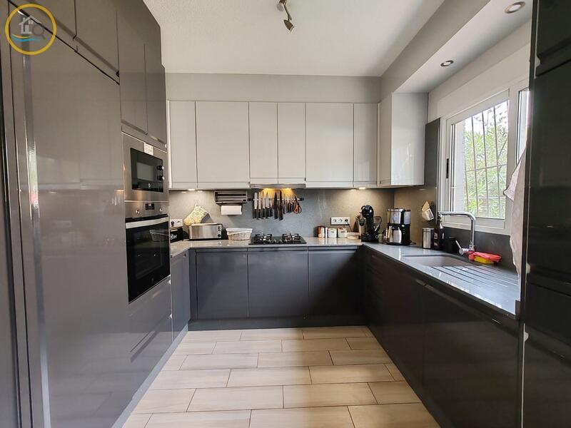 4 slaapkamer Villa Te koop