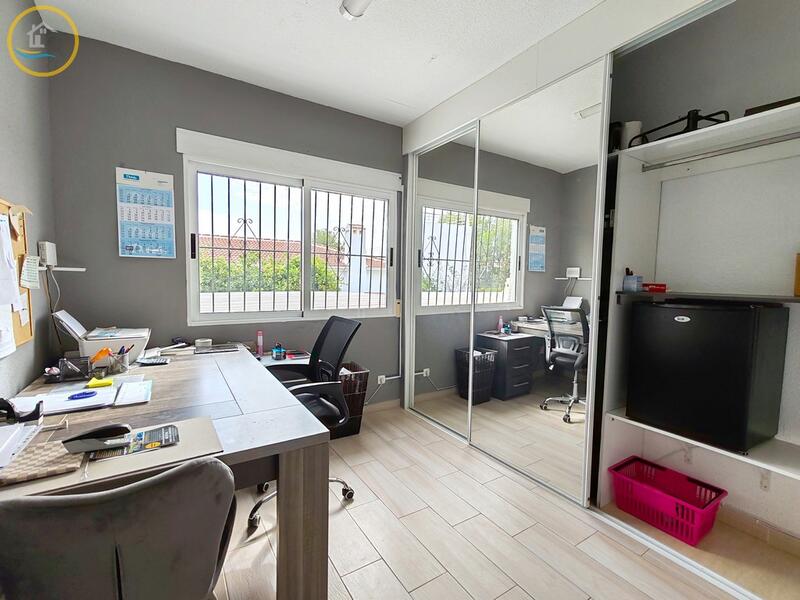 4 slaapkamer Villa Te koop