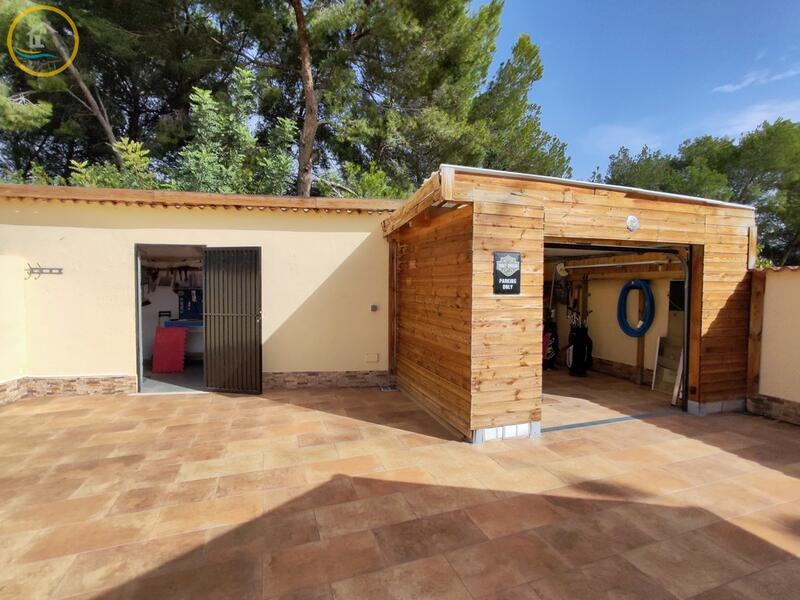 4 slaapkamer Villa Te koop