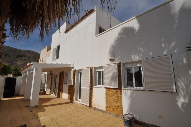 Townhouse for sale in Fortuna, Murcia