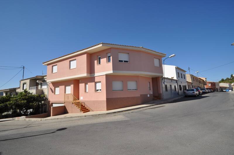 Townhouse for sale in Ibi, Alicante