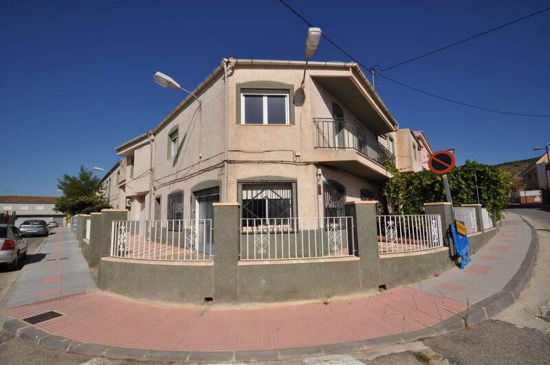 Townhouse for sale in Ibi, Alicante
