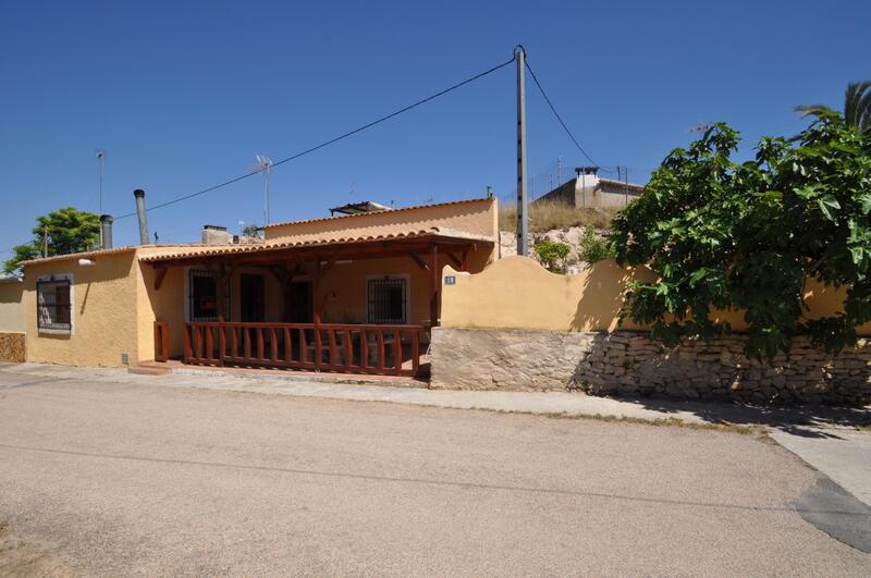 Grottehus til salg i Monóvar, Alicante