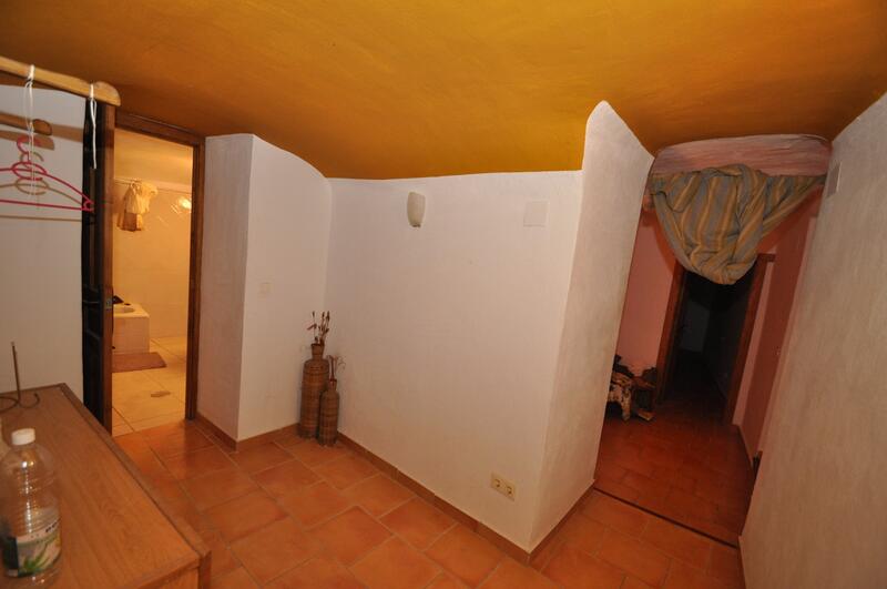 4 Cuarto Casa Cueva en venta