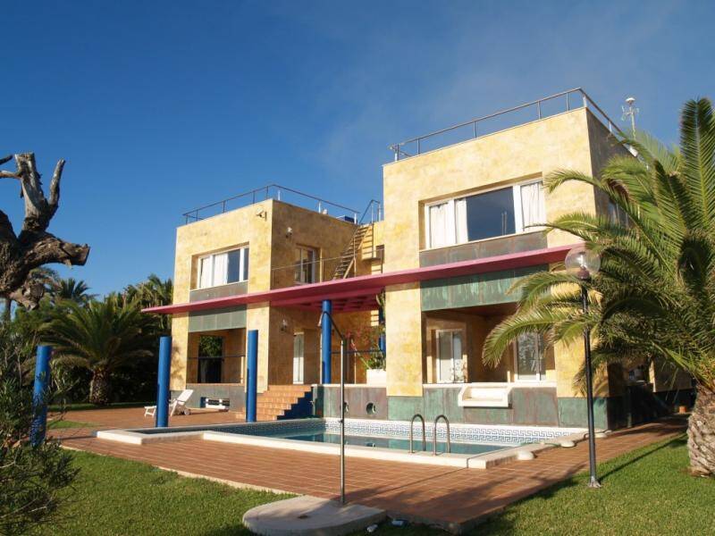 Villa Te koop in Cabo Roig, Alicante